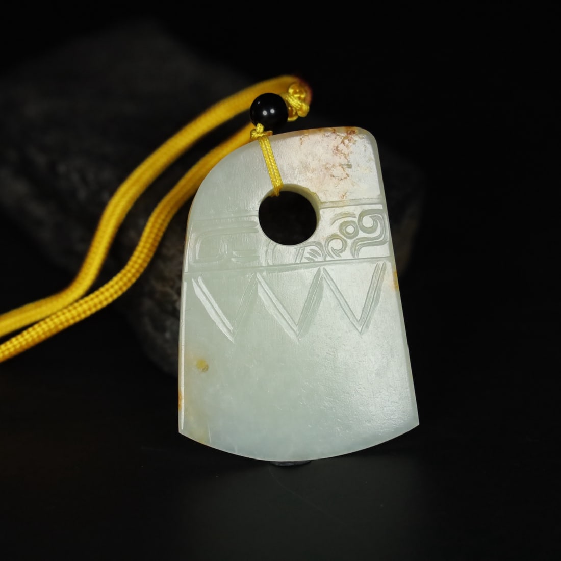 An Exquisite Hotan Jade Hatchet Pendant: An Exquisite Hotan Jade Hatchet Pendant,Qing Dynasty, China,Size:2.6inx1.9inx0.4in,Weight:41.6g 和田玉斧吊坠,中国清代