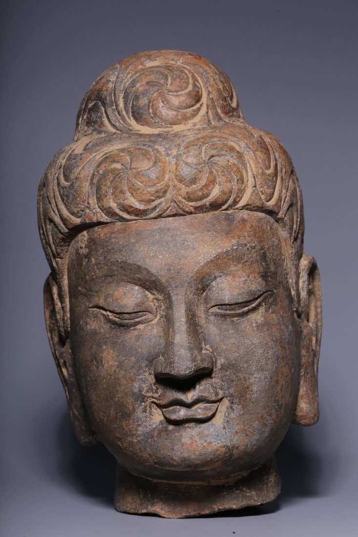An Exquisite Stone carving Buddha Head Ornament (1 of 11)