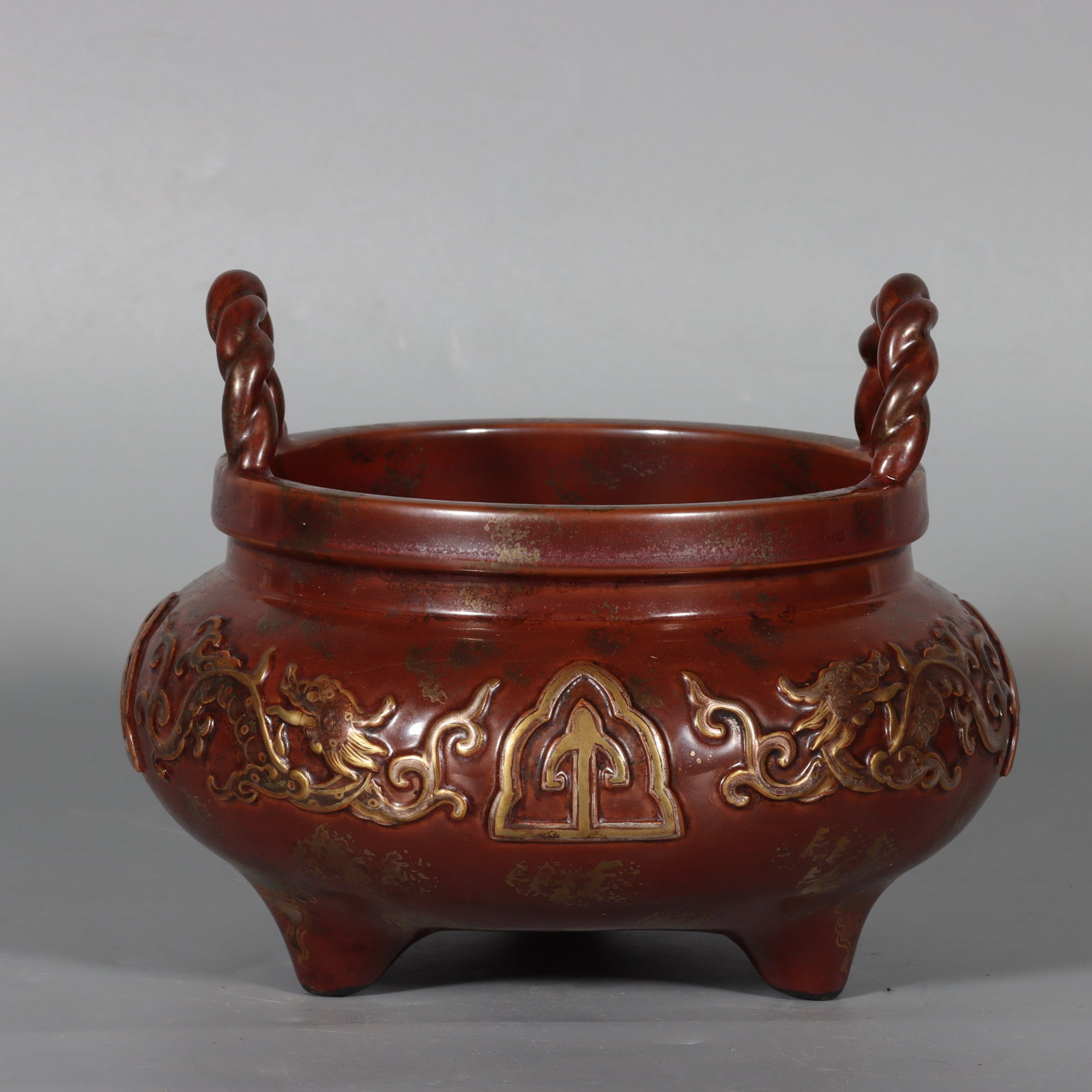 An Exquisite Iron-Red Painted Gold Double-Ears Tripod Censer: An Exquisite Iron-Red Painted Gold Double-Ears Tripod Censer,Qing Dynasty, China,Qianlong Four-character Mark,Size:5.5inx5.5inx7.5in 铁锈红描金双耳三
