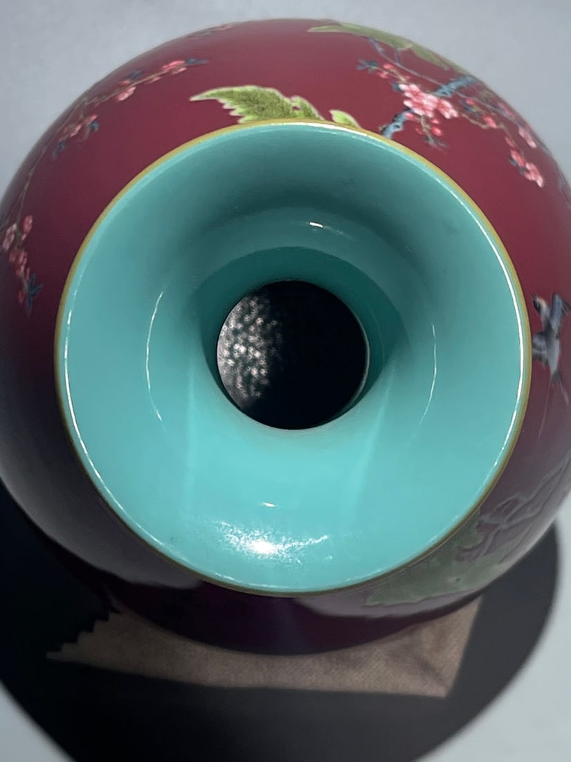 An Exquisite Ruby Red-Glazed Flower and Bird Pattern Vase - 6
