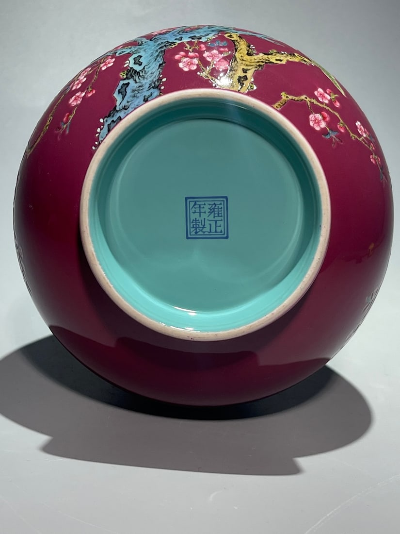 An Exquisite Ruby Red-Glazed Flower and Bird Pattern Vase - 8