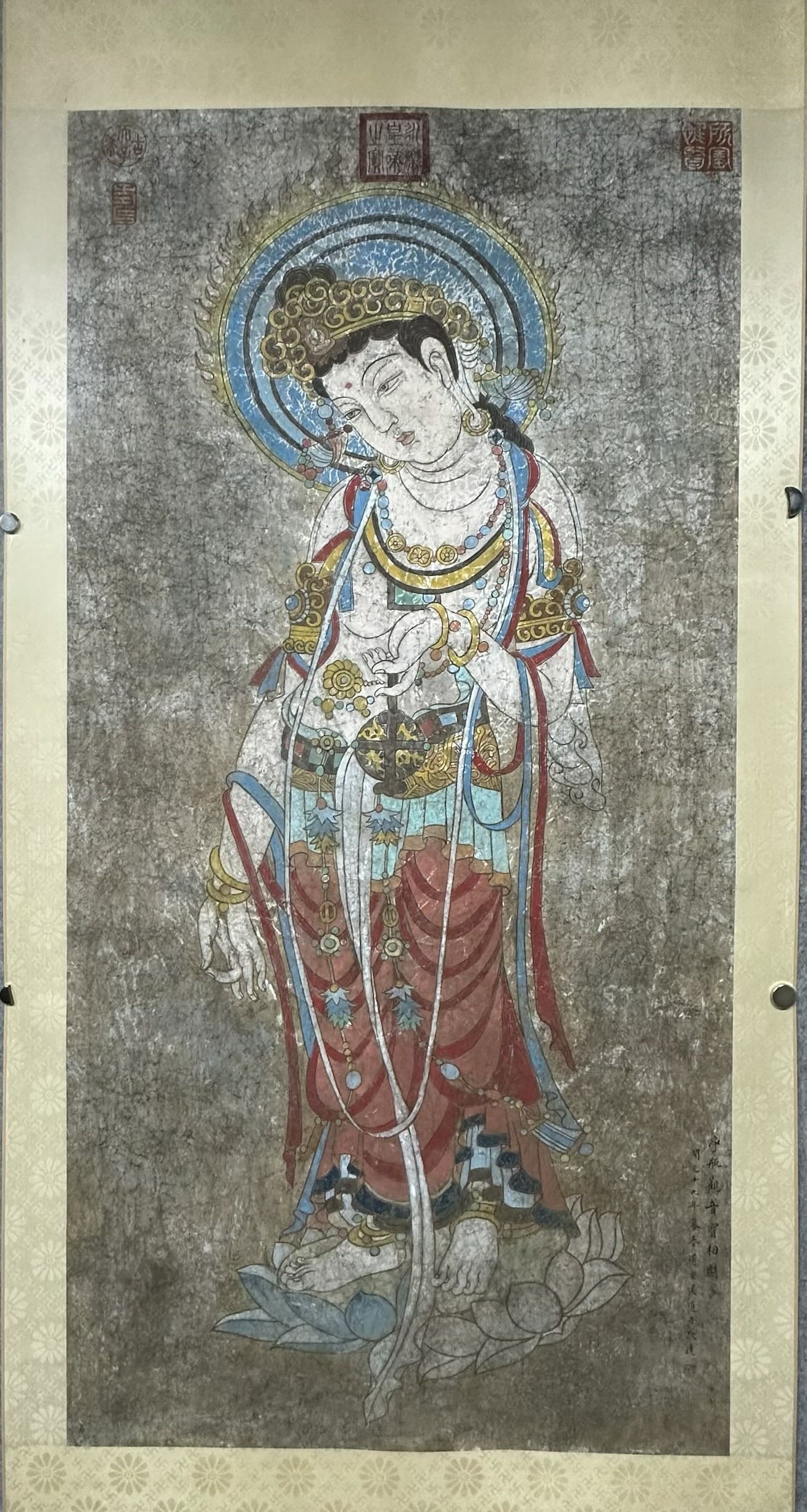 A Chinese Vertical Scroll Ink Painting of Buddha on Silk: A Chinese Vertical Scroll Ink Painting of Buddha on Silk,Tang Dynasty, China,Wu Daozi,without frame size:53.5inx26.8in 一幅中国水墨绢本佛像&