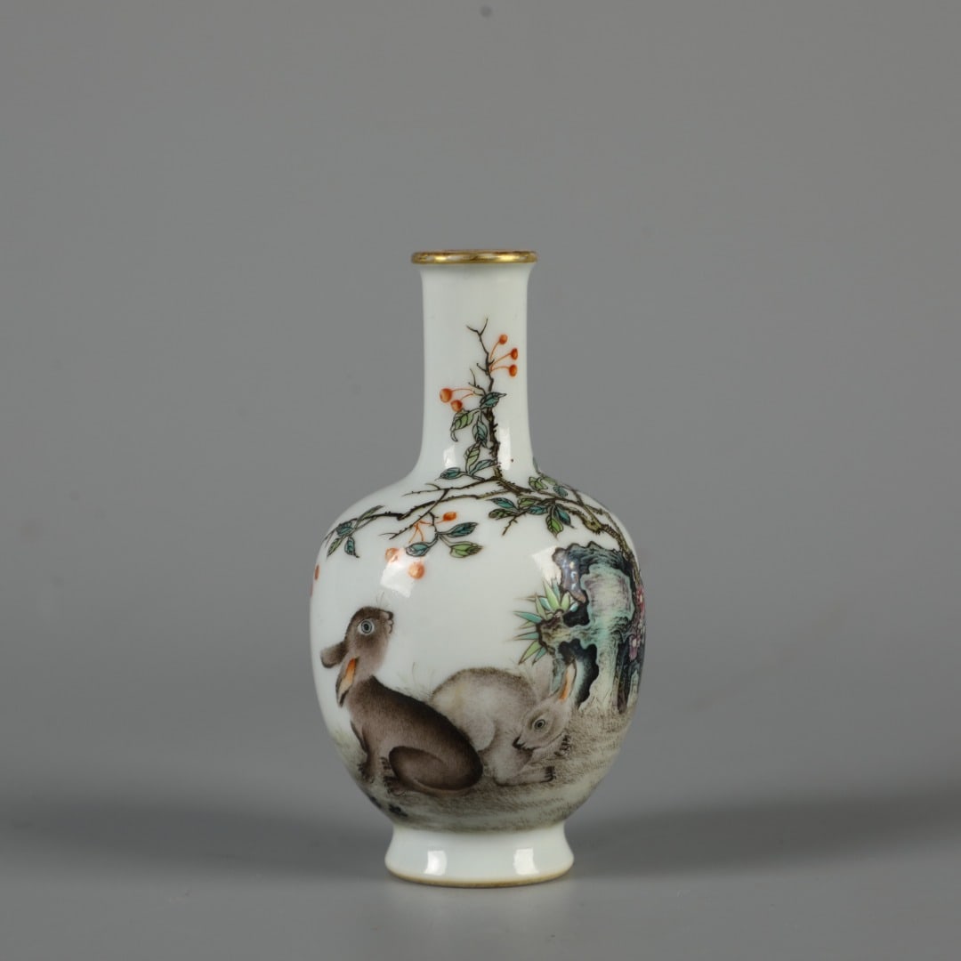 An Exquisite Famille-Rose Rabbit Pattern Vase: An Exquisite Famille-Rose Rabbit Pattern Vase,Qing Dynasty, China,Qianlong Four-character Mark,Size:3.7inx2in 粉彩兔纹瓶,中国清代,乾隆