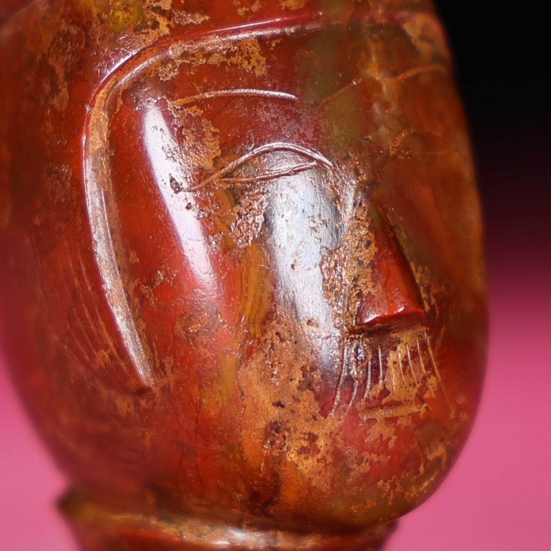 An Exquisite Agate Human Head Ornament - 8