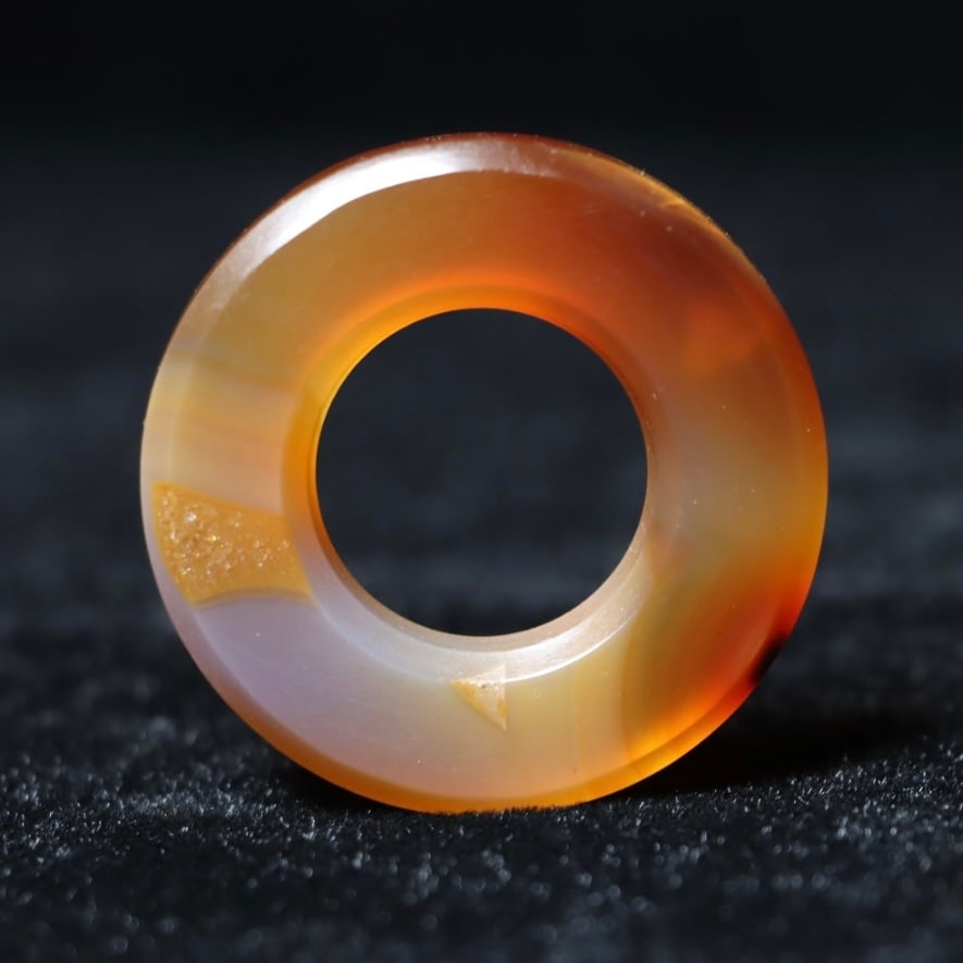 An Exquisite Agate Wheel Ring - 2