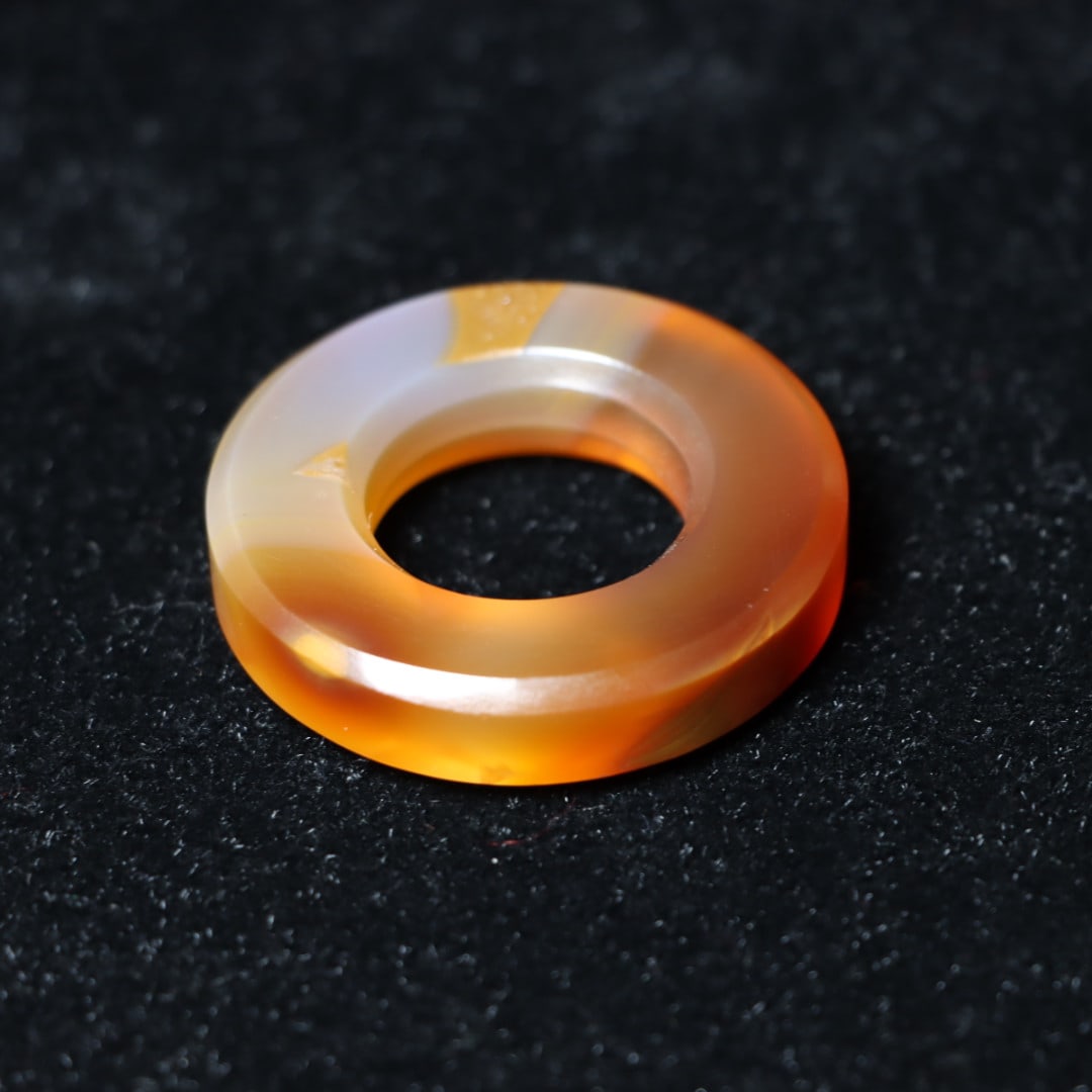 An Exquisite Agate Wheel Ring - 5