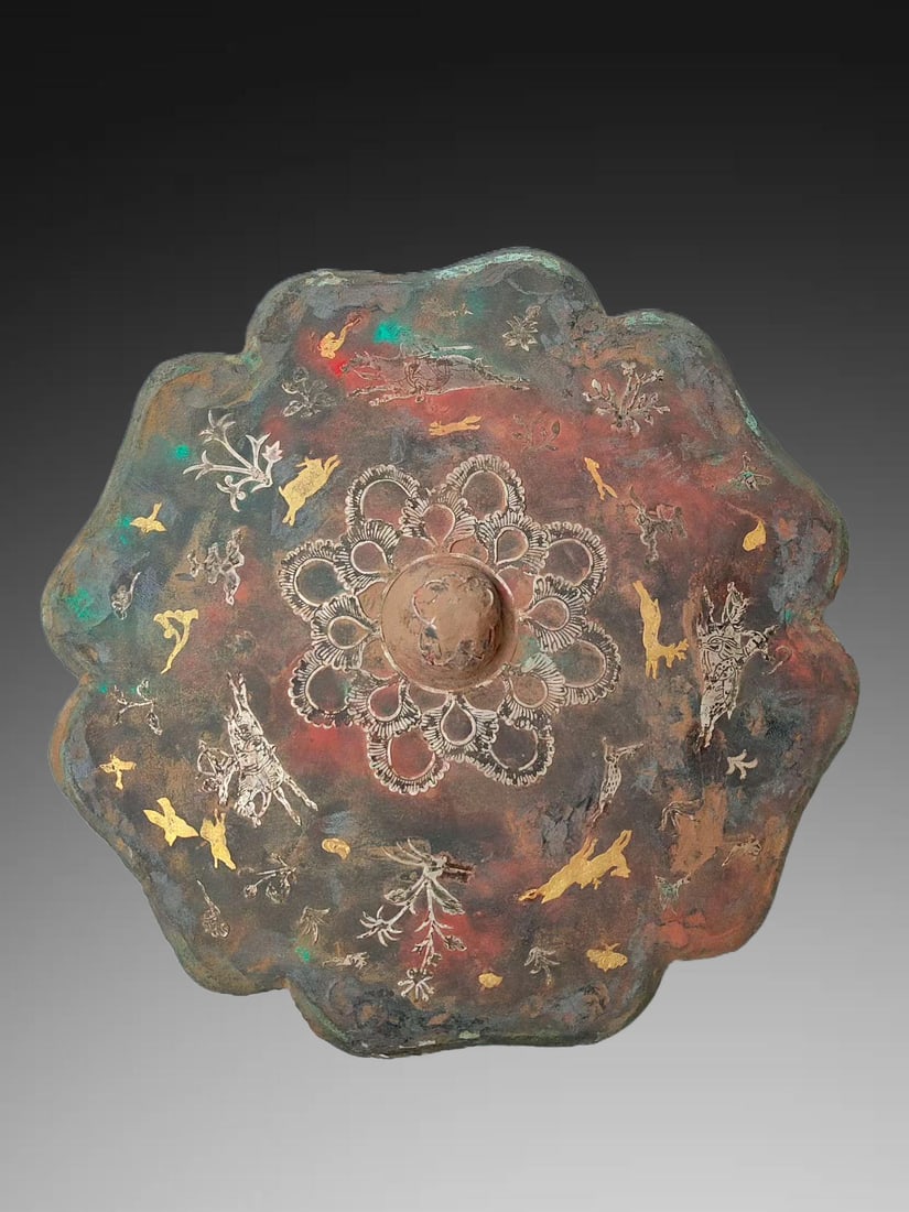 An Exquisite Bronze Rhombus Flower Hunting Pattern Mirror (1 of 2)