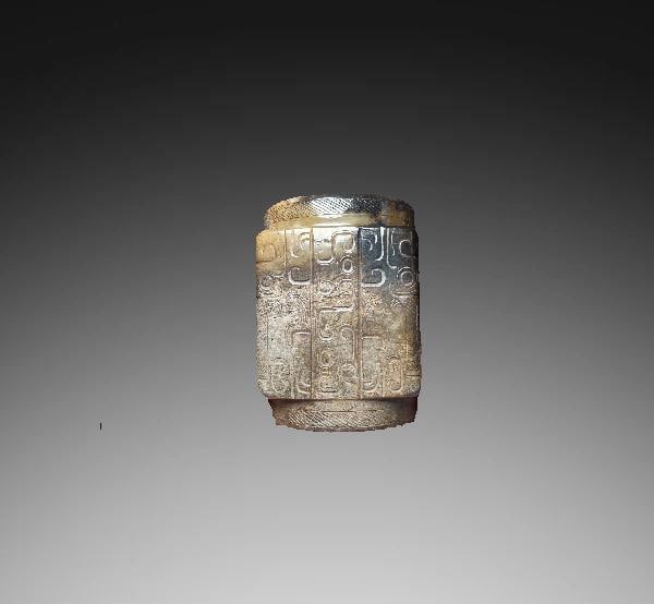 An Exquisite Hotan Jade Ornament: An Exquisite Hotan Jade Ornament,Ancient Time, China,Size:3in,Weight:238g 和田玉琮,远古时期