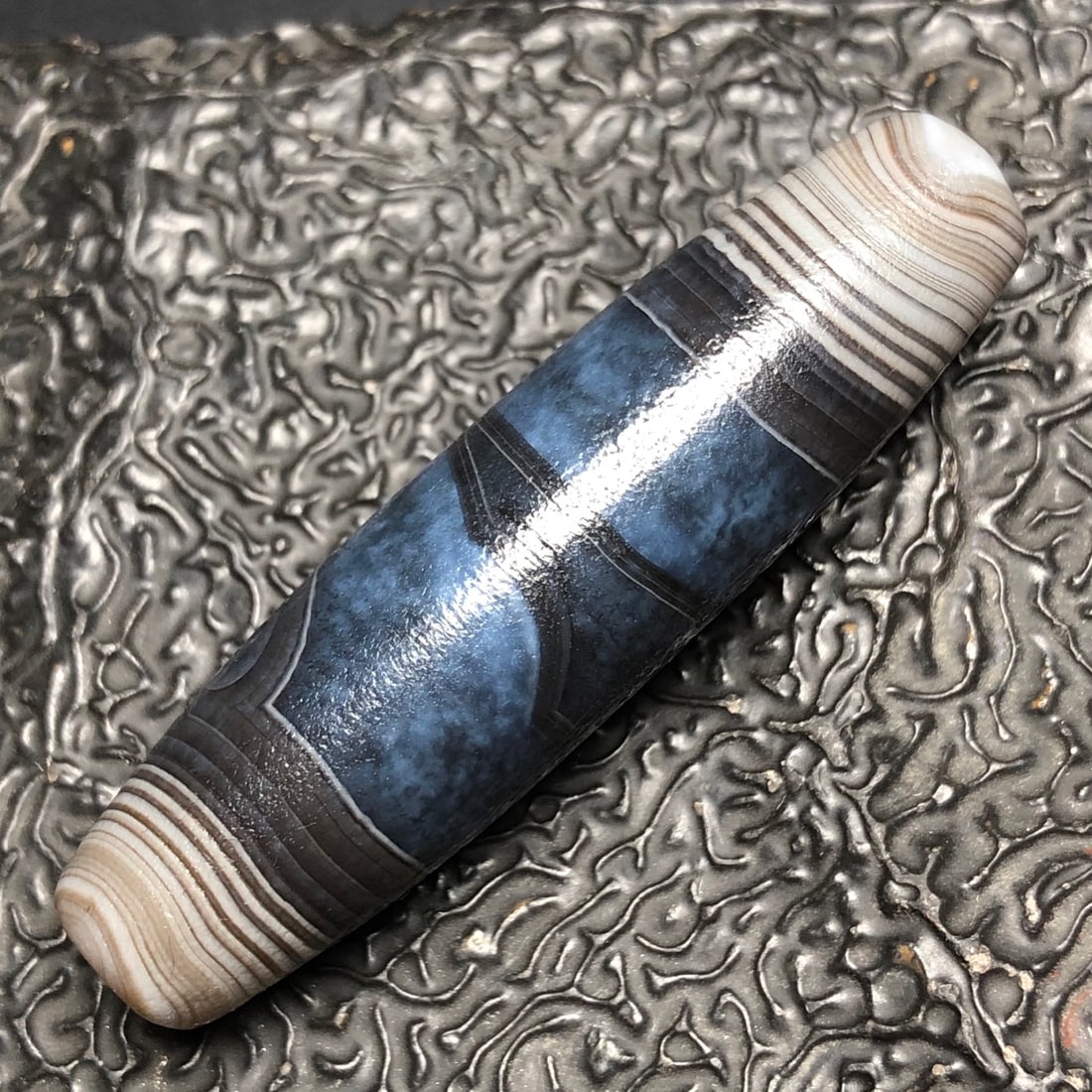 An Exquisite Agate Dzi bead - 5