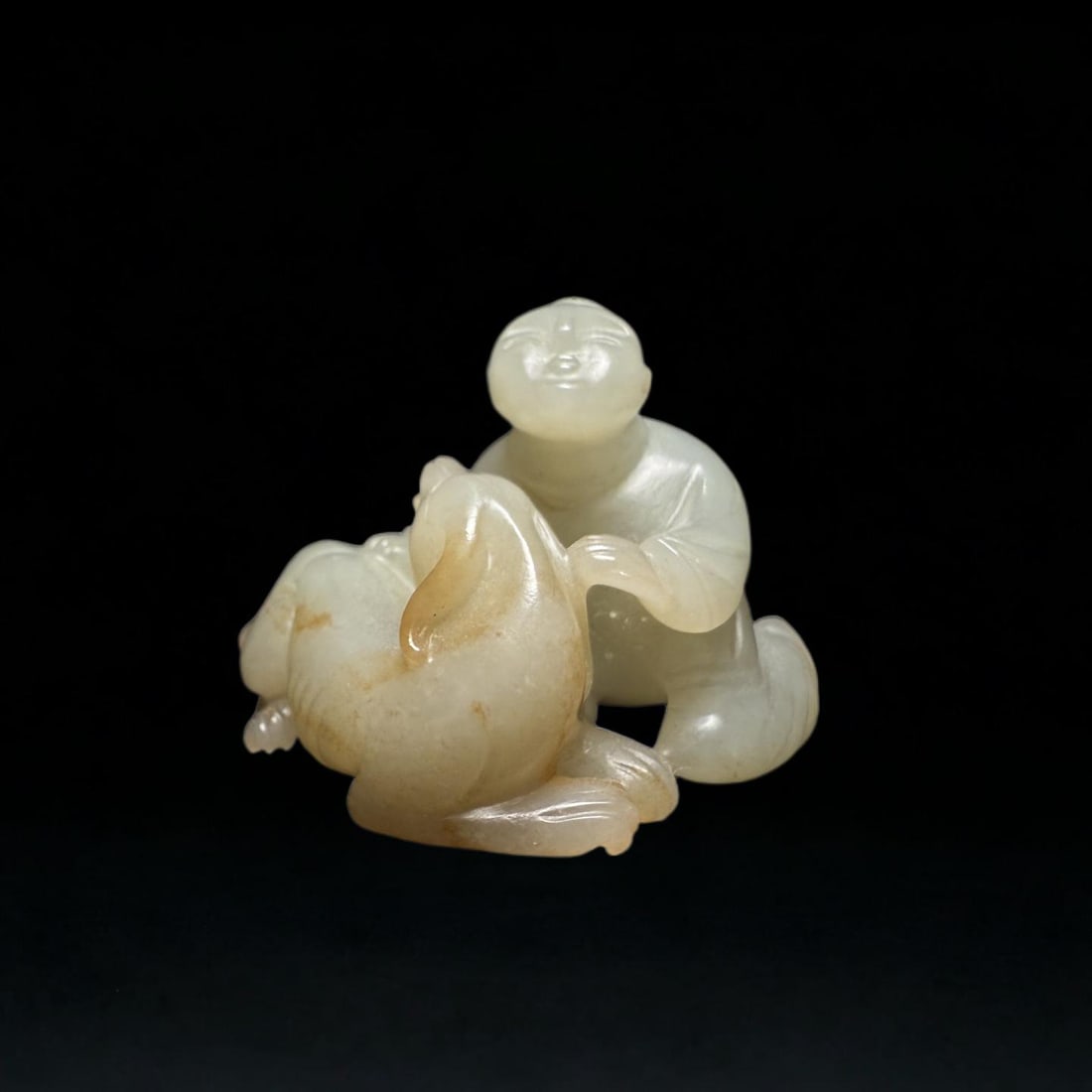 An Exquisite Hotan Jade Human Figure - 2