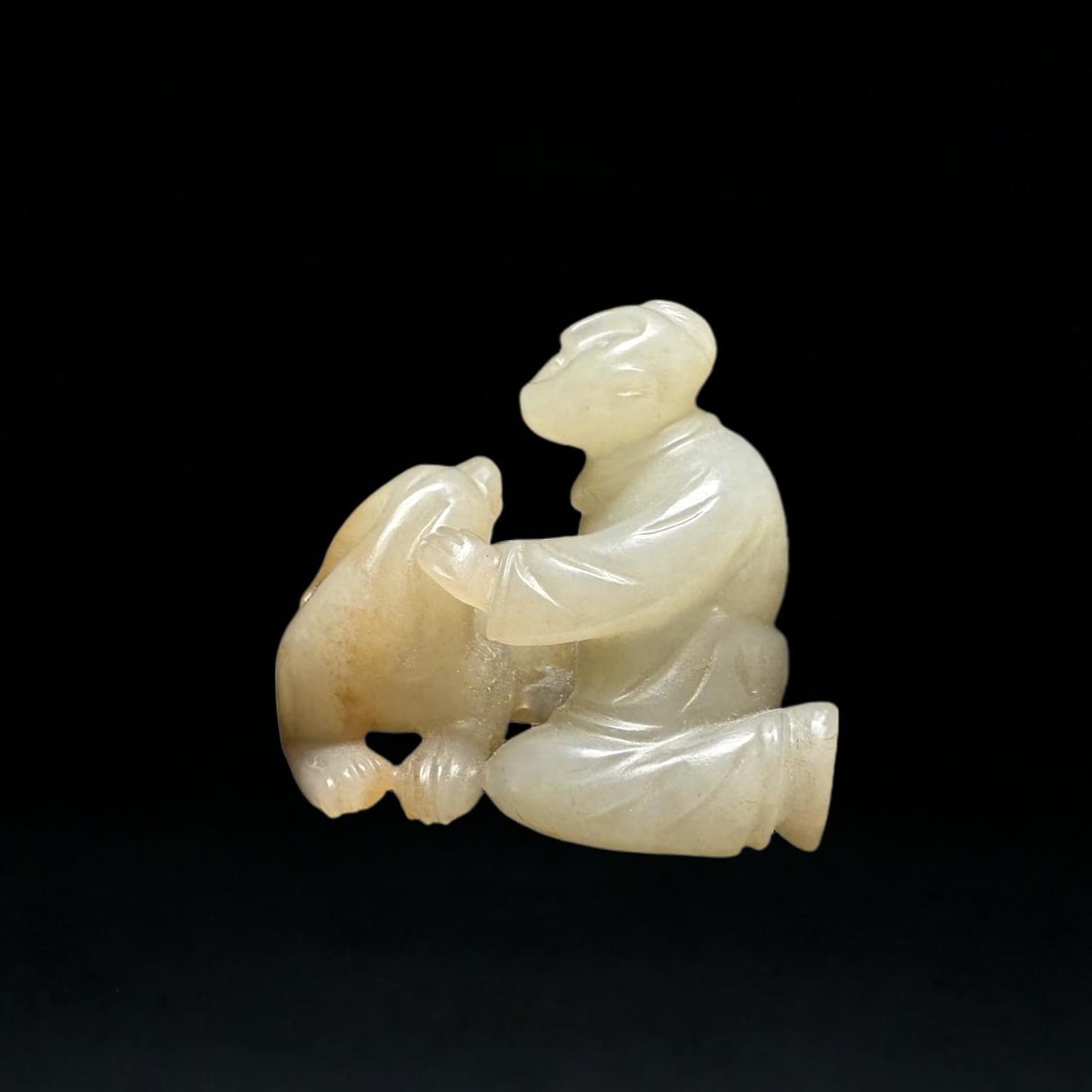 An Exquisite Hotan Jade Human Figure - 3