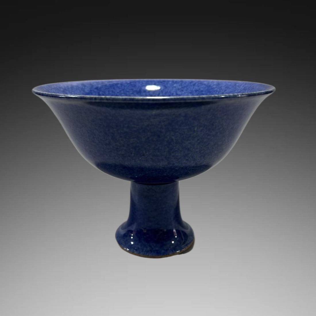 An Exquisite Snowflake Blue Glazed Bowl: An Exquisite Snowflake Blue Glazed Bowl,Ming Dynasty, China,Xuande Six-character Mark,Size:4.9inx6.7in 雪花蓝釉碗,中国明代,宣德六