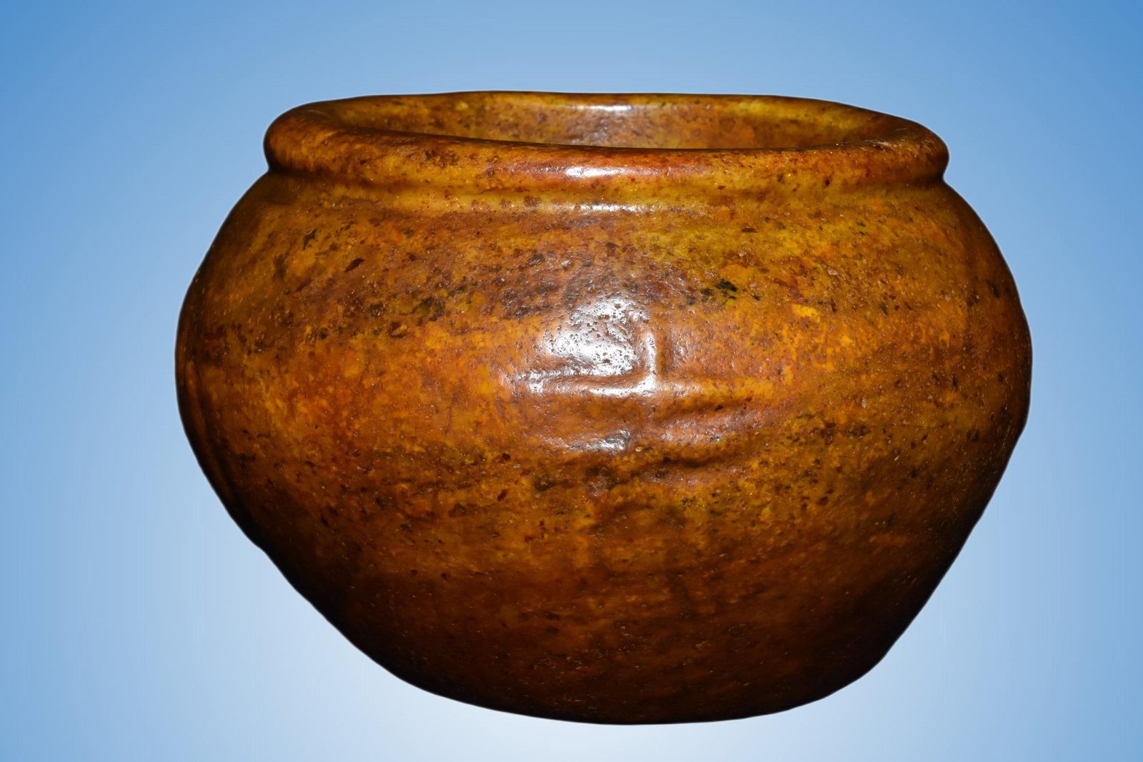 An Exquisite Gaogu Jade Jar: An Exquisite Gaogu Jade Jar,Ancient Time,China,Size:7.9inx5.5in,Weight:3220g 高古玉罐,远古时期