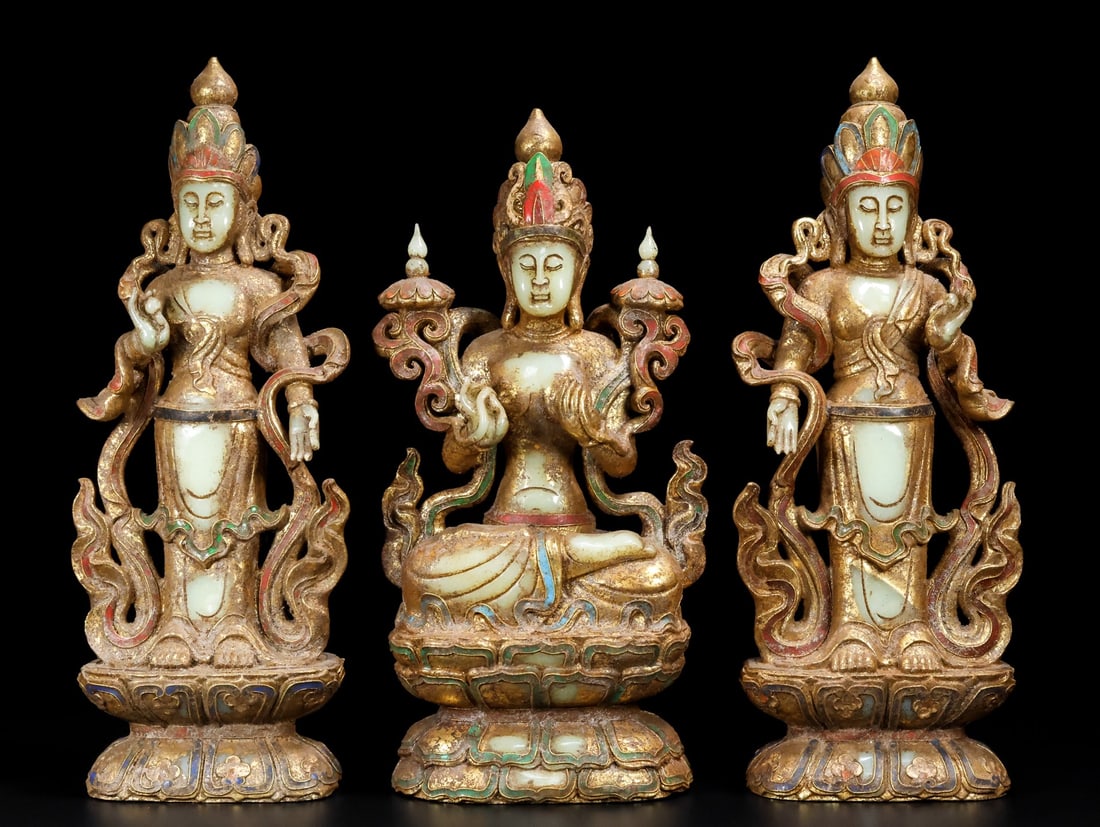 A Set of Exquisite Hotan Jade Buddha statue Ornament: A Set of Exquisite Hotan Jade Buddha statue Ornament,Tang Dynasty, China,Size:5.5inx3.1inx16.5in,Weight:15800g