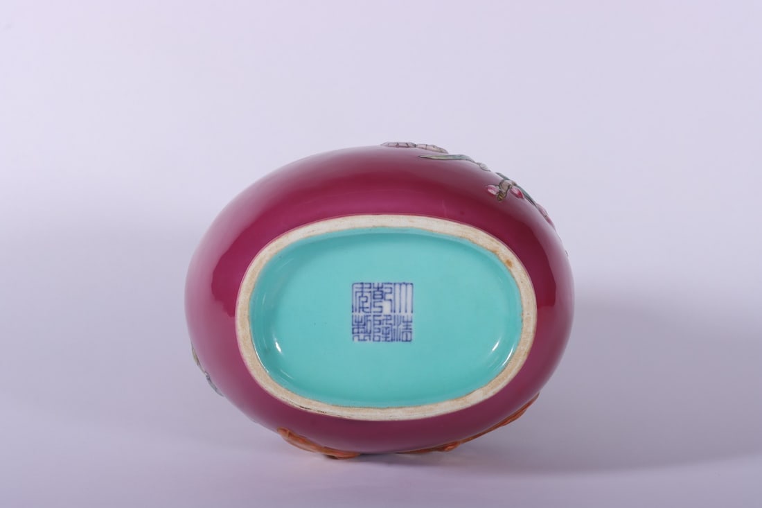 An Exquisite Ruby Red-Ground Peach Pattern Gourd Vase - 9