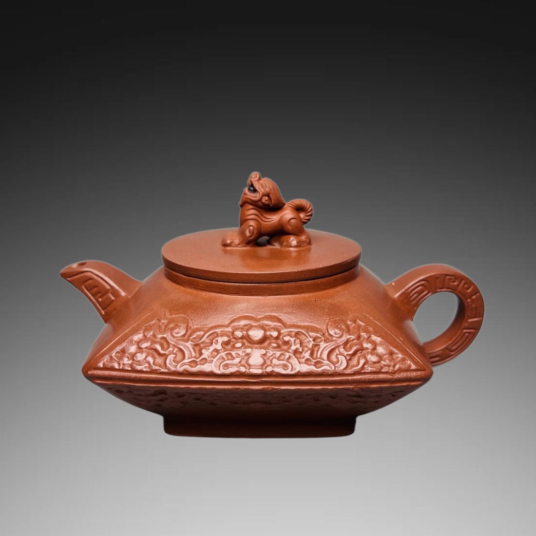 An Exquisite Purple Sands Lion Knob Teapot: An Exquisite Purple Sands Lion Knob Teapot,Republic of China,With Mark,Size:3.5inx5.3in 紫砂狮钮壶,民国,带款