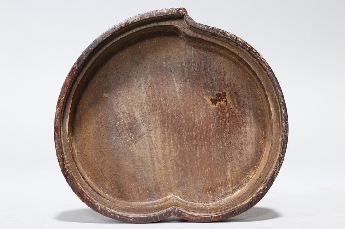 An Exquisite Redwood Figures Pattern Box - 7