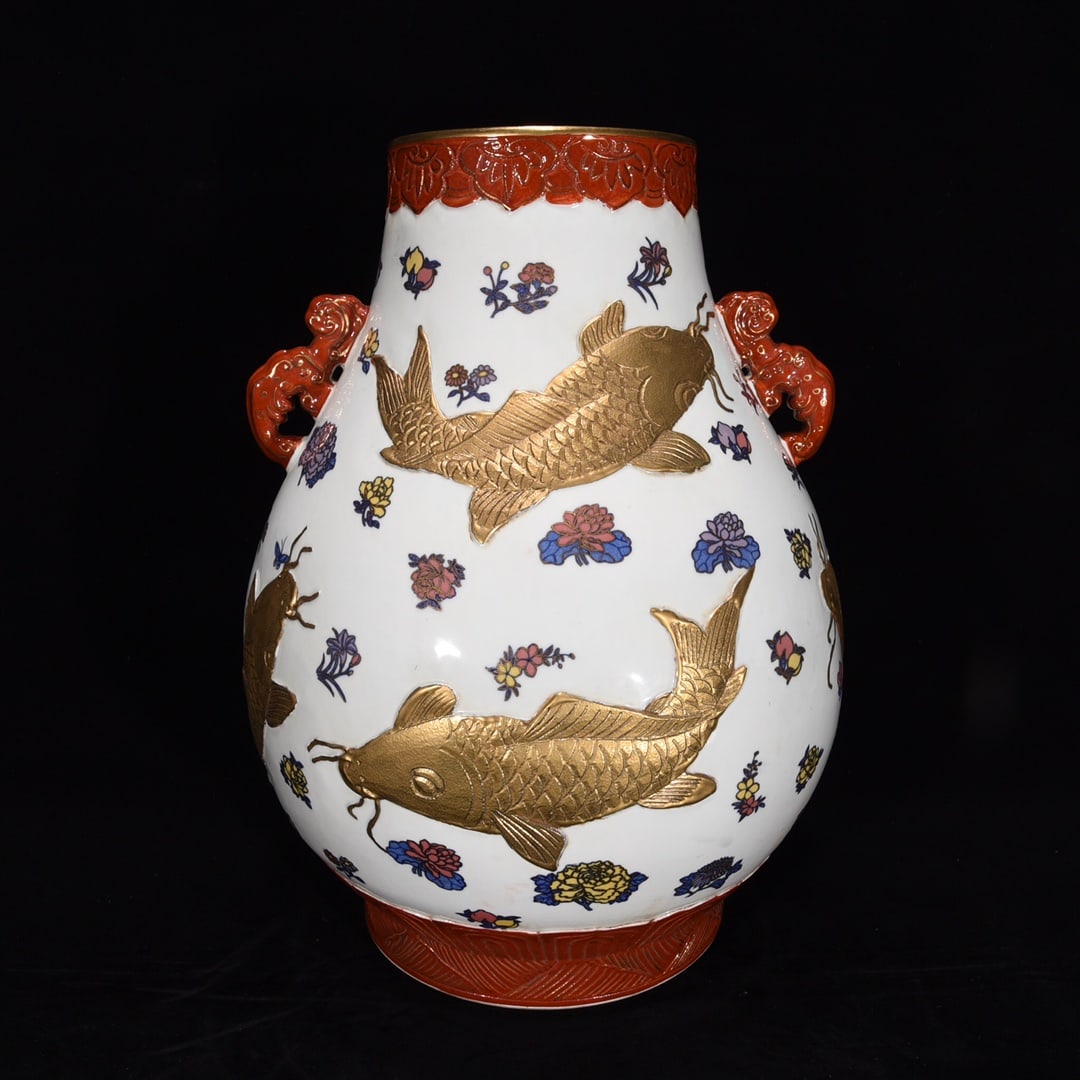 An Exquisite White Ground Gilt Fish and Lotus Pattern Vase: An Exquisite White Ground Gilt Fish and Lotus Pattern Vase,Qing Dynasty, China,Qianlong Six-character Mark,Size:16.5inx13.4in