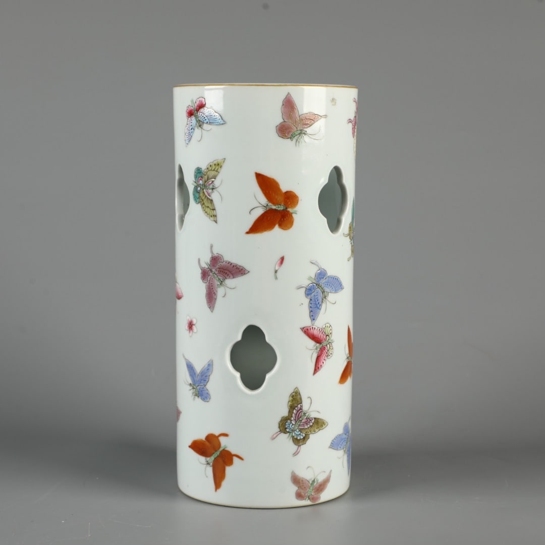 An Exquisite Famille-Rose Butterfly Pattern Vase (1 of 9)