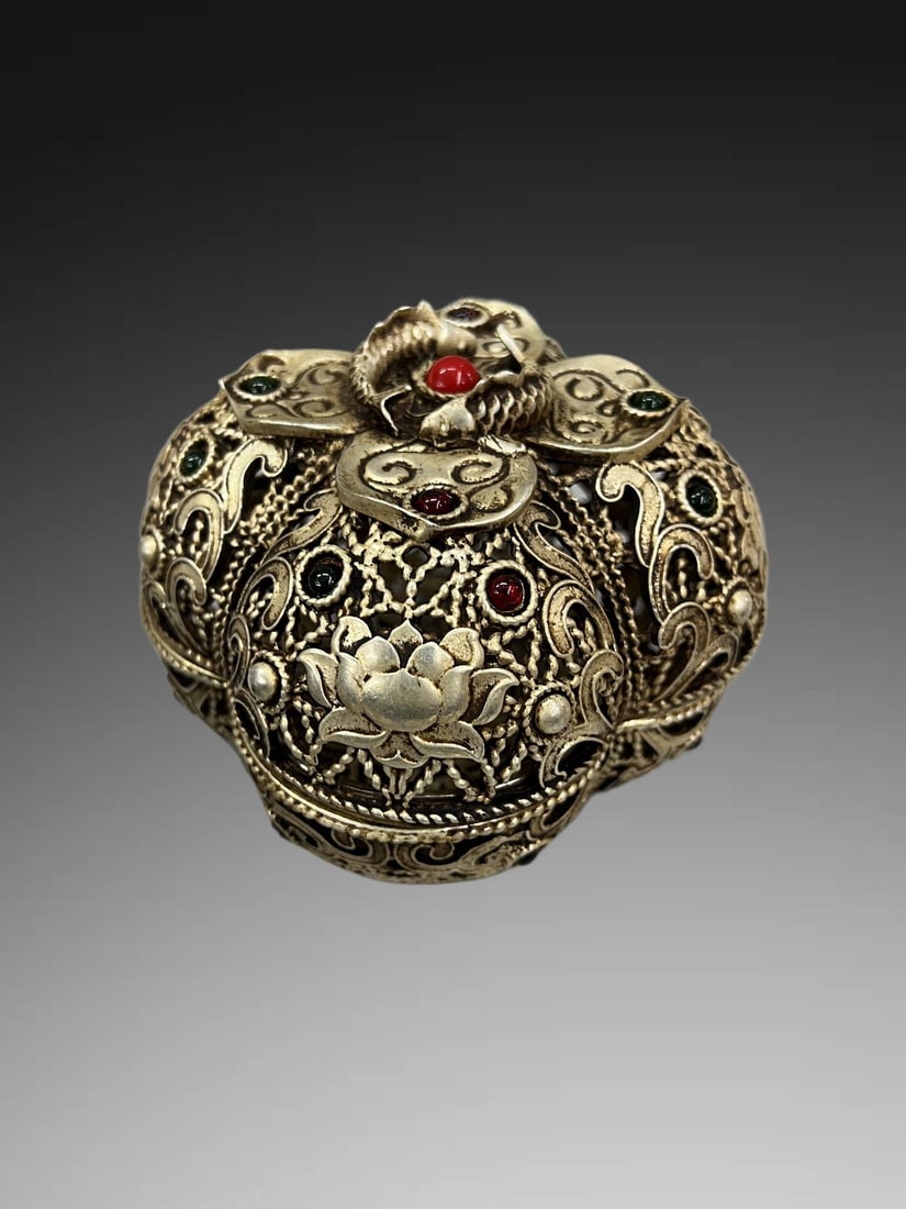 An Exquisite Silver Gilded Copper Filigree Lotus Pattern Box (1 of 4)