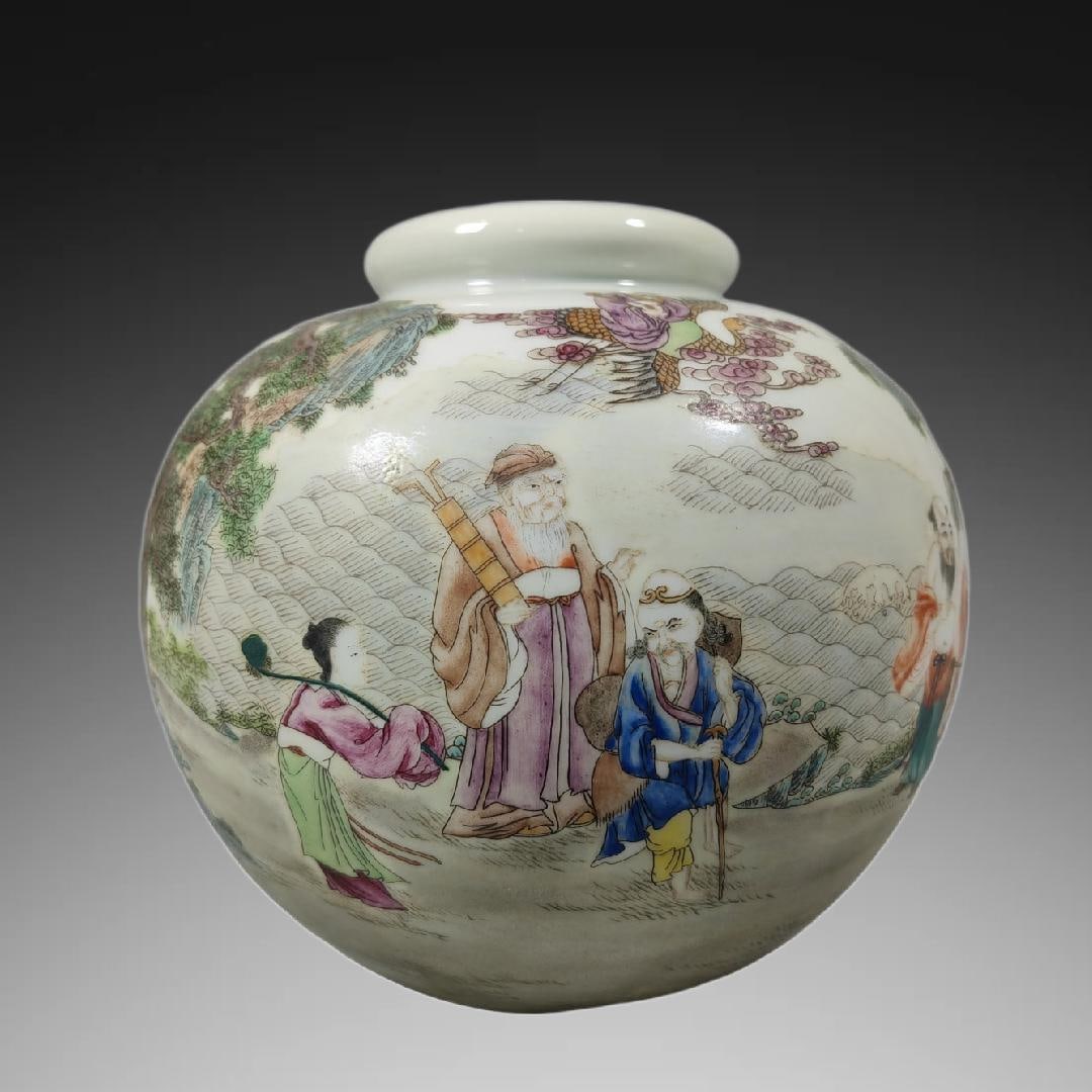 An Exquisite Famille-Rose Figures Pattern Jar: An Exquisite Famille-Rose Figures Pattern Jar,Qing Dynasty, China,Qianlong Six-character Mark,Size:6.3inx7.7in