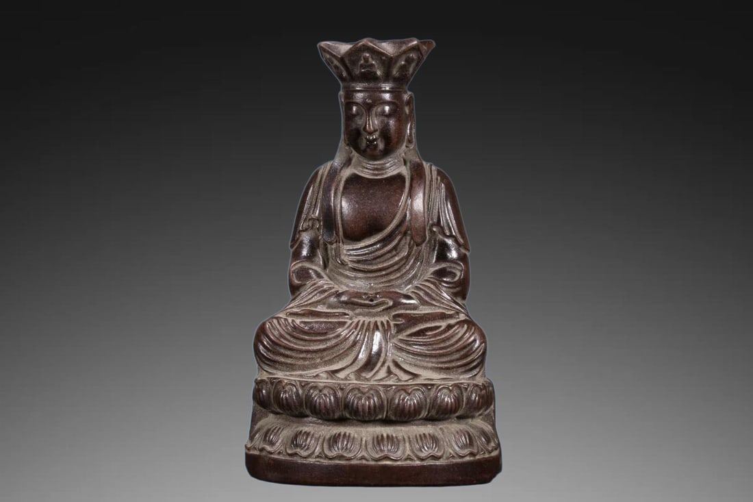 An Exquisite Purple Sands Buddha statue Tea Pet: An Exquisite Purple Sands Buddha statue Tea Pet,Qing Dynasty, China,With Mark,Size:2.4inx1.8inx4.3in 紫砂佛像茶宠,中国清代,带款