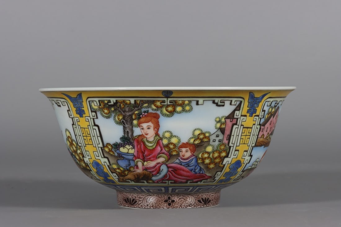 An Exquisite Enamel Yellow Ground Figures Pattern Bowl: An Exquisite Enamel Yellow Ground Figures Pattern Bowl,Qing Dynasty, China,Qianlong Four-character Mark,Size:3.1inx6.5inx2.6in