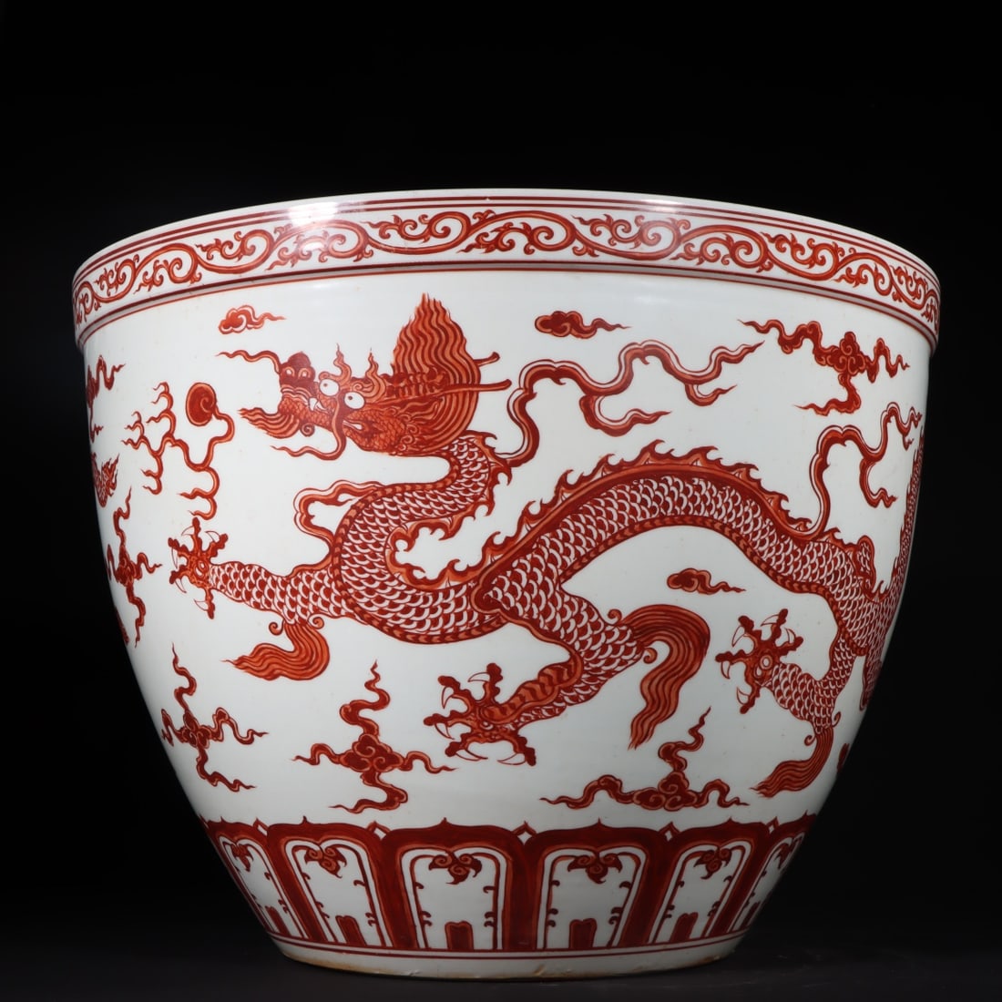 An Exquisite Iron-Red Dragon Pattern Vat - 6