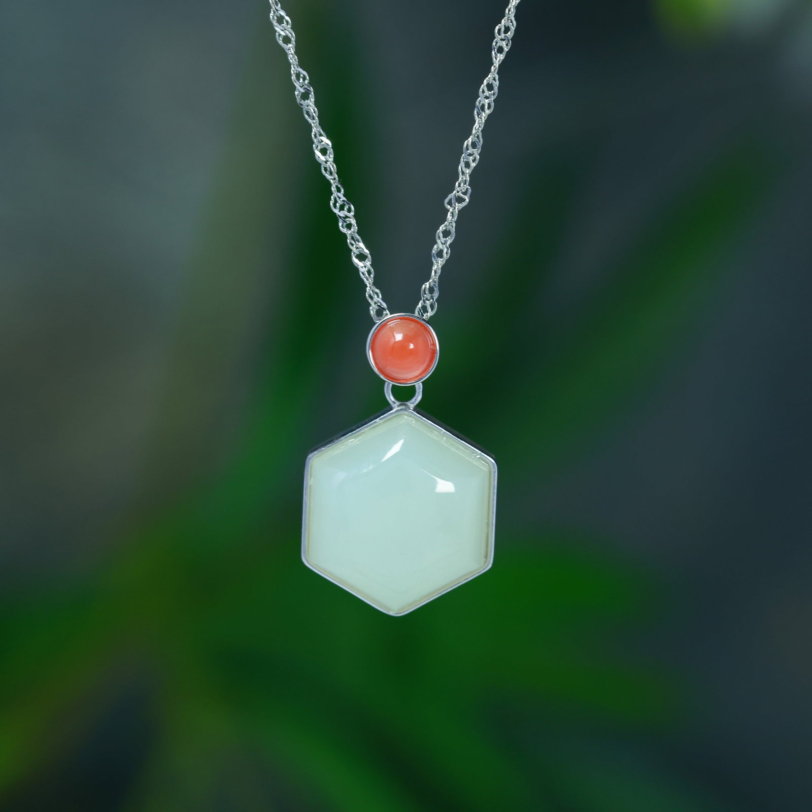 A Exquisite Silver Inlaid Hotan Jade Pendant: A Exquisite Silver Inlaid Hotan Jade Pendant,Size:0.6inx0.6in 银镶和田玉多菱吊坠