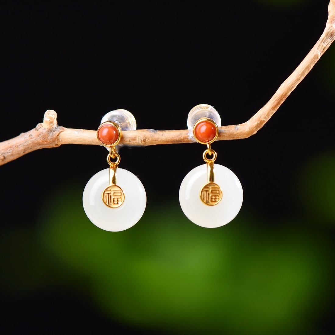 A Exquisite Silver Inlaid Hotan Jade Earrings: A Exquisite Silver Inlaid Hotan Jade Earrings,Size:0.4inx0.4in 银镶和田玉平安扣耳钉