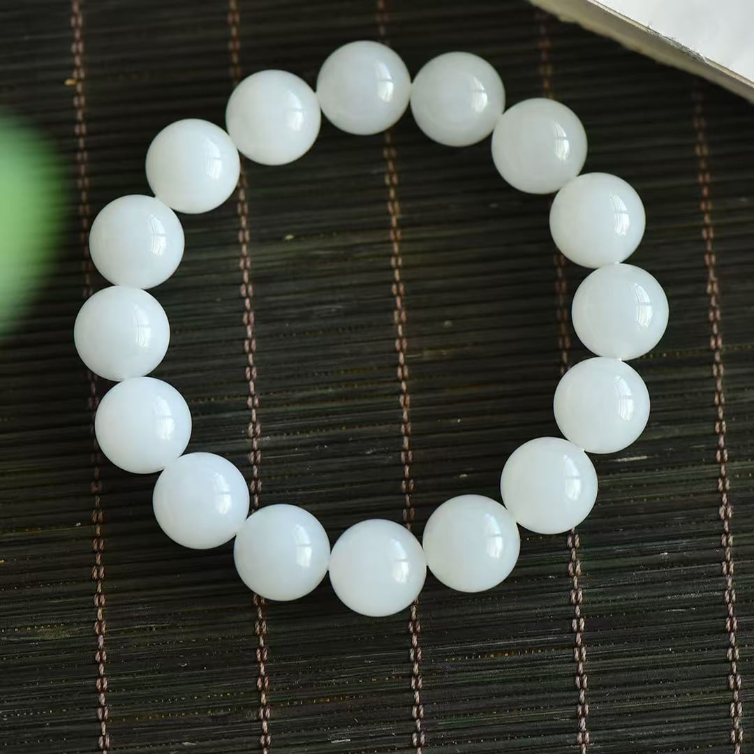 A Exquisite White Jade Bracelet - 5