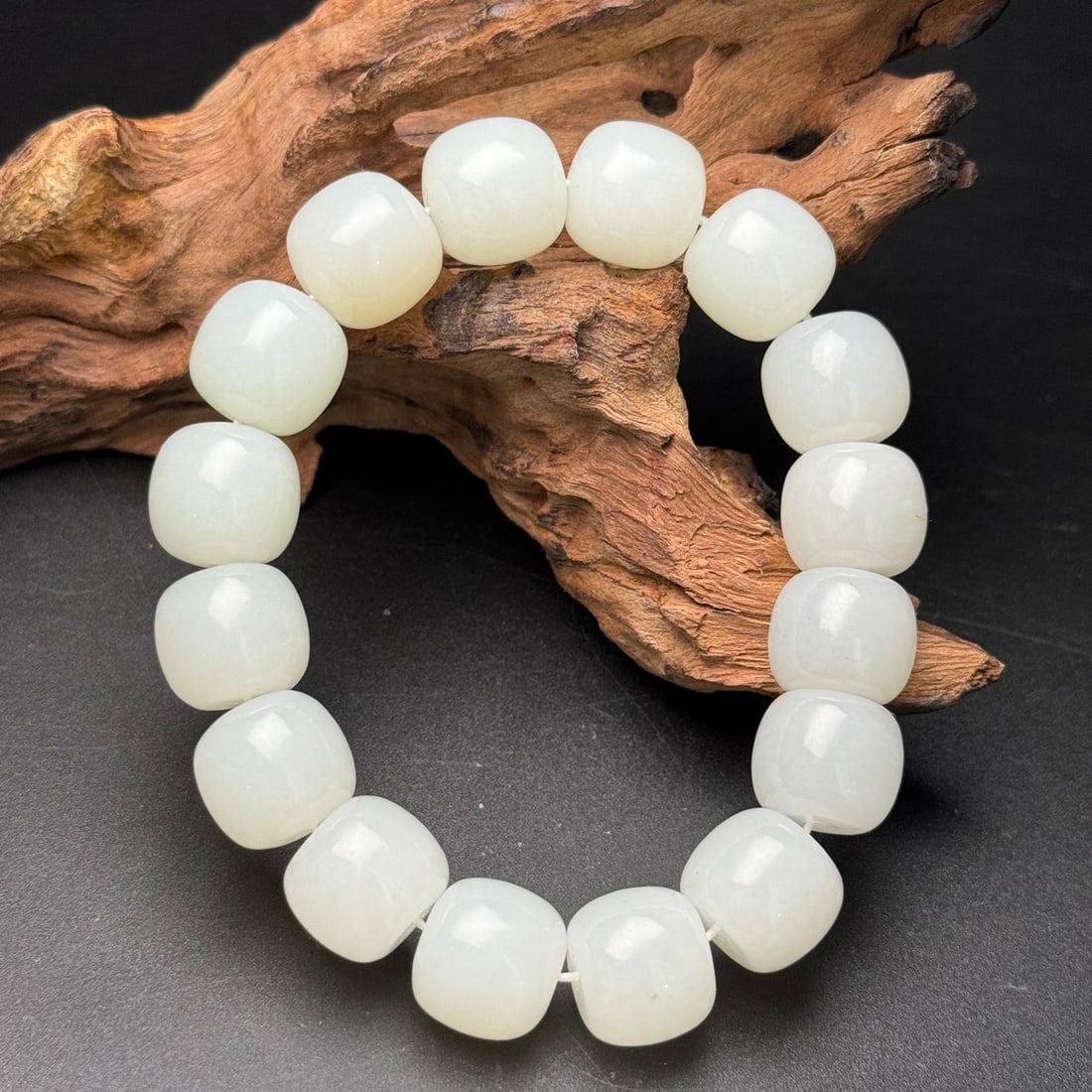 An Exquisite White Jade Bracelets - 3