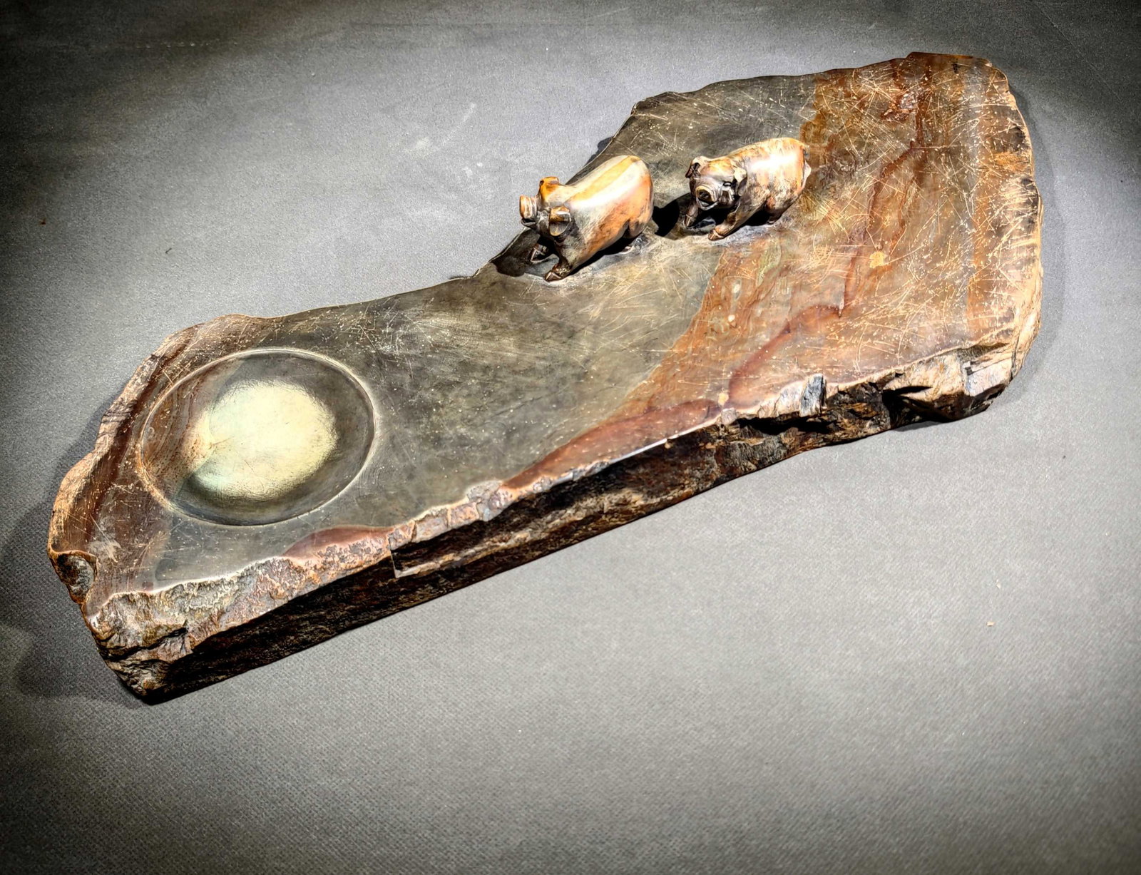 An Exquisite Pig Shape Inkstone,with poem (1 of 9)