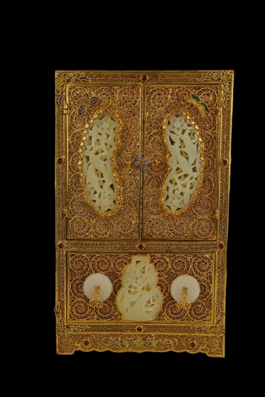 An Exquisite Filigree and Gilding Inlaid White Jade Ornament,Inlaid Gems