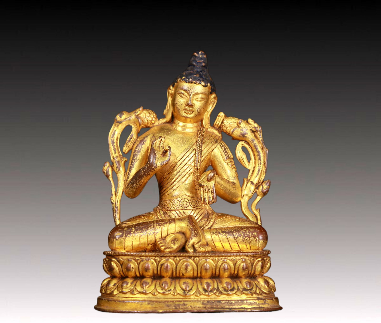 An exquisite gilt bronze statue of Bodhisattva