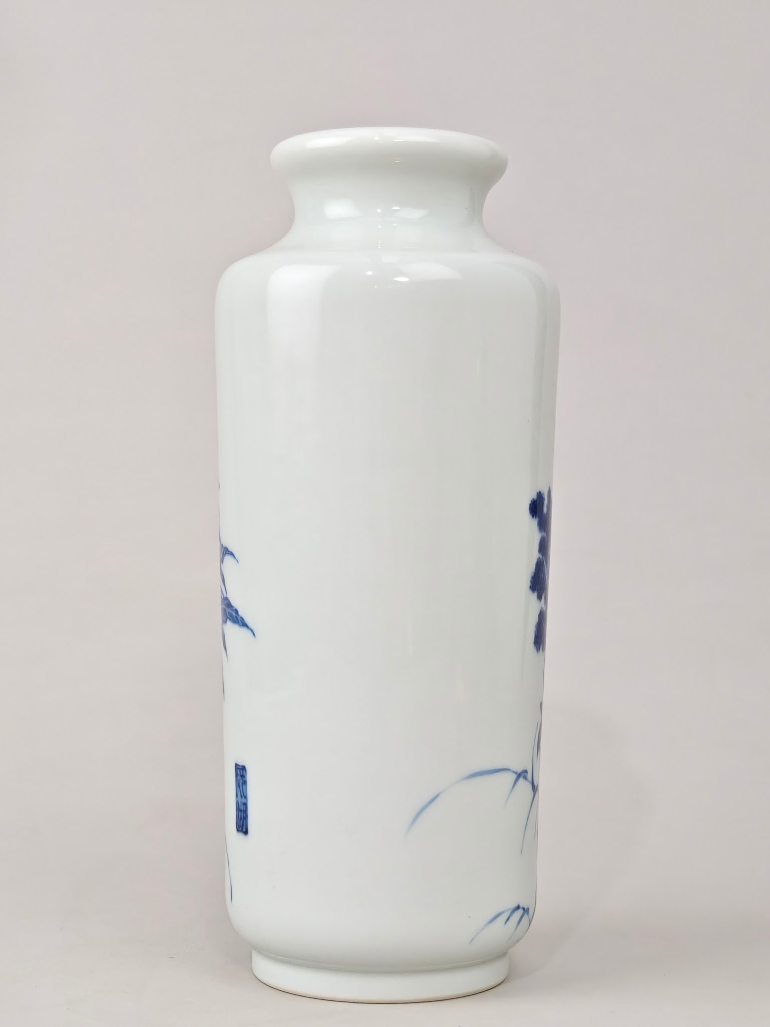 Blue and White Floral-Insect Pattern Vase - 3