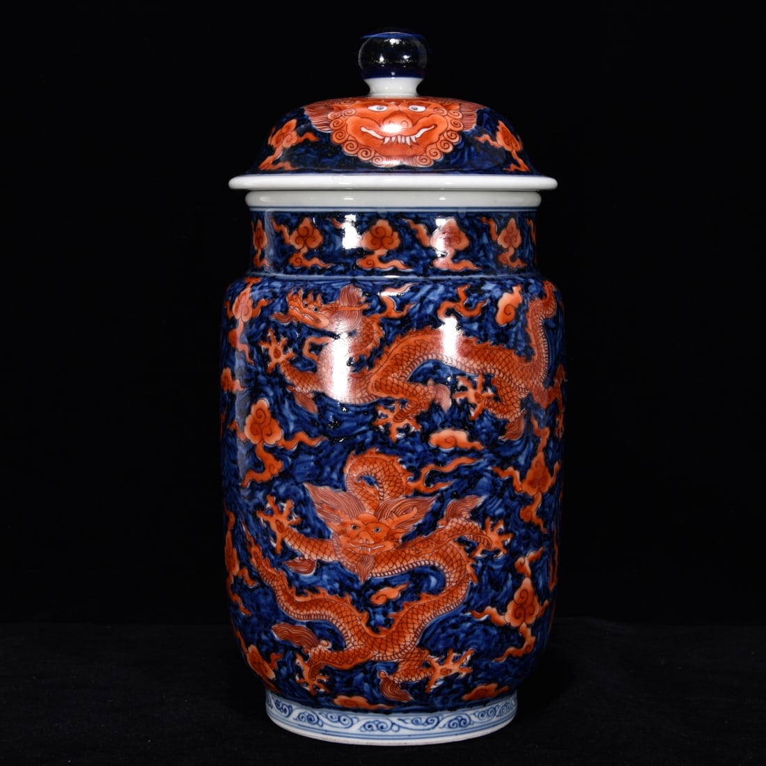 An Exquisite Blue and White Iron-Red Dragon Pattern Jar (1 of 9)
