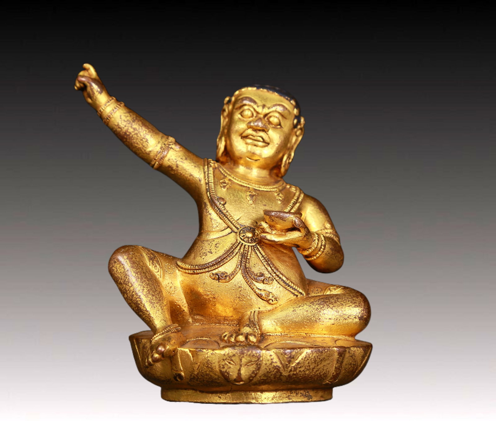An exquisite gilt bronze statue of Mammon (1 of 7)