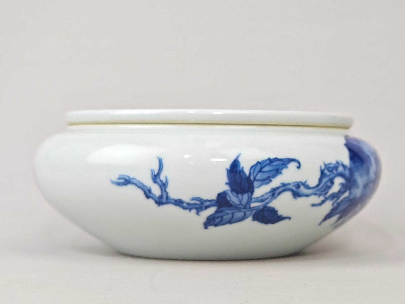 Blue and White Peach Pattern Jar - 3
