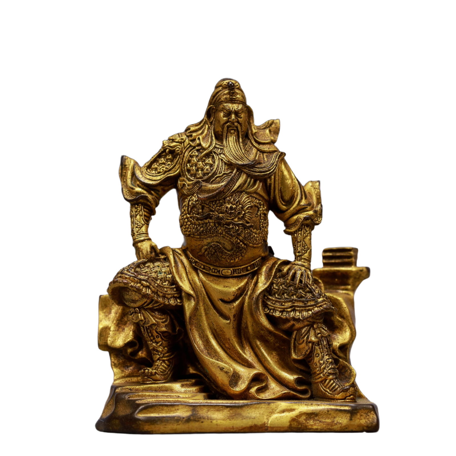A Solemn Gilt Bronze Statue of Guangong: A Solemn Gilt Bronze Statue of Guangong,Qing Dynasty, China,Size:2.4inx1.4inx3inWeight:150g 铜鎏金关公像,中国清代