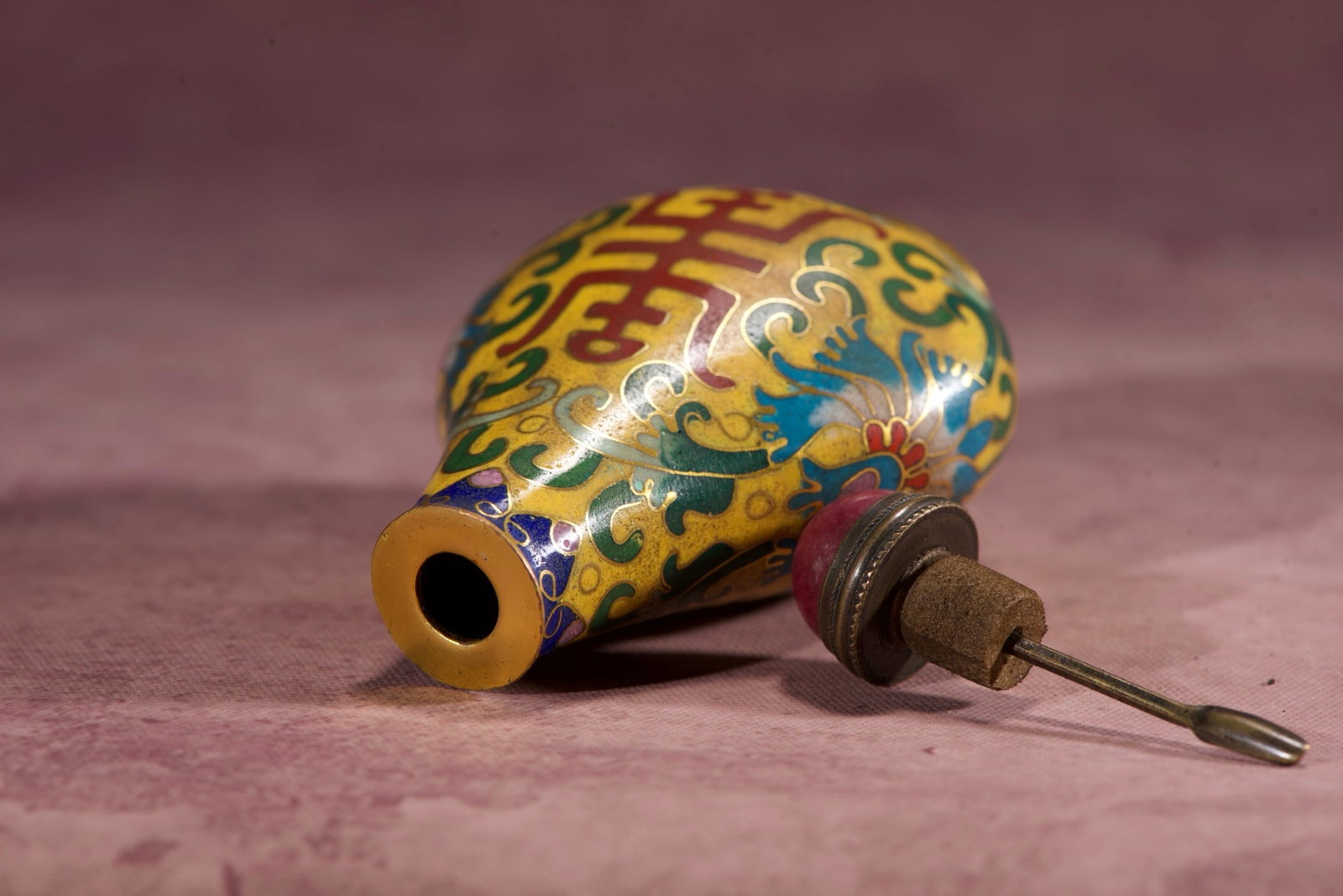 An Exquisite Cloisonne Lotus Pattern Snuff Bottle - 8