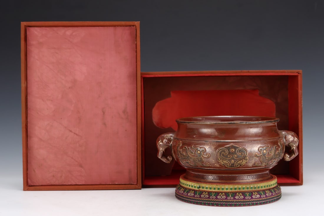 An Exquisite Copper-red Glaze Phoenix Pattern Double-Ears Censer (1 of 9)