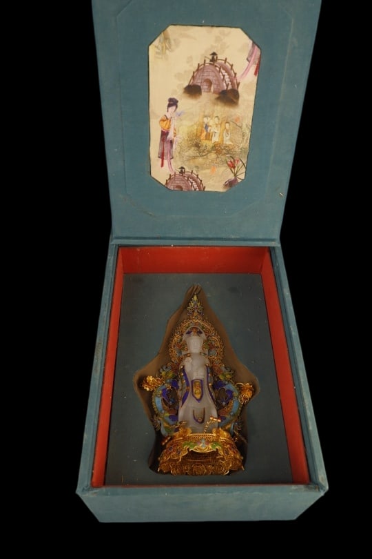 An Exquisite Filigree and Gilding Inlaid White Jade Statue of Avalokitesvara,Inlaid Gems
