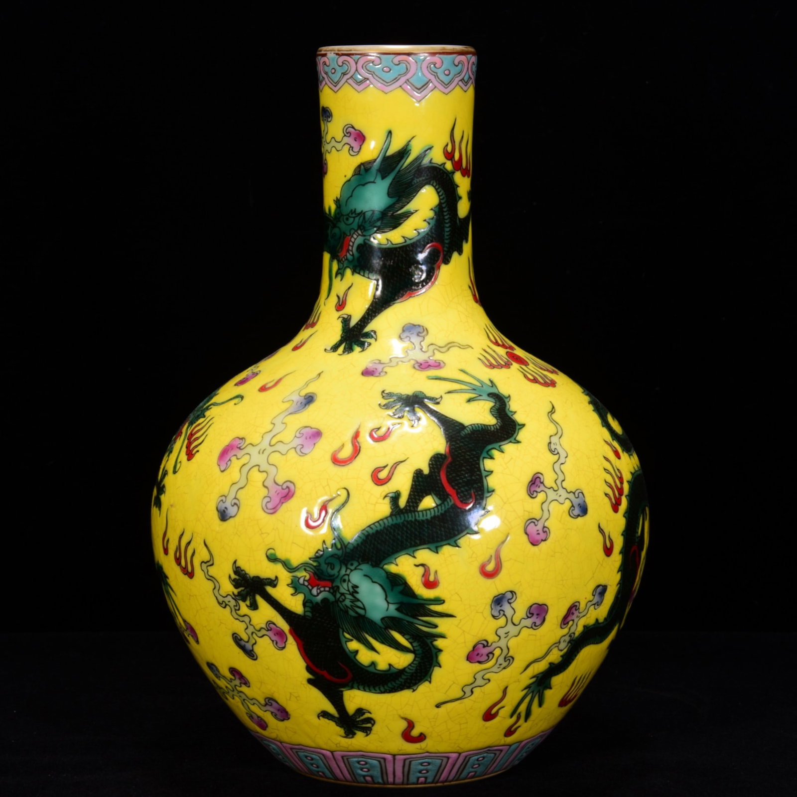 An Exquisite Famille-Rose Dragon Pattern Vase: An Exquisite Famille-Rose Dragon Pattern Vase,Qing Dynasty,China,with Qianlong Six-character
