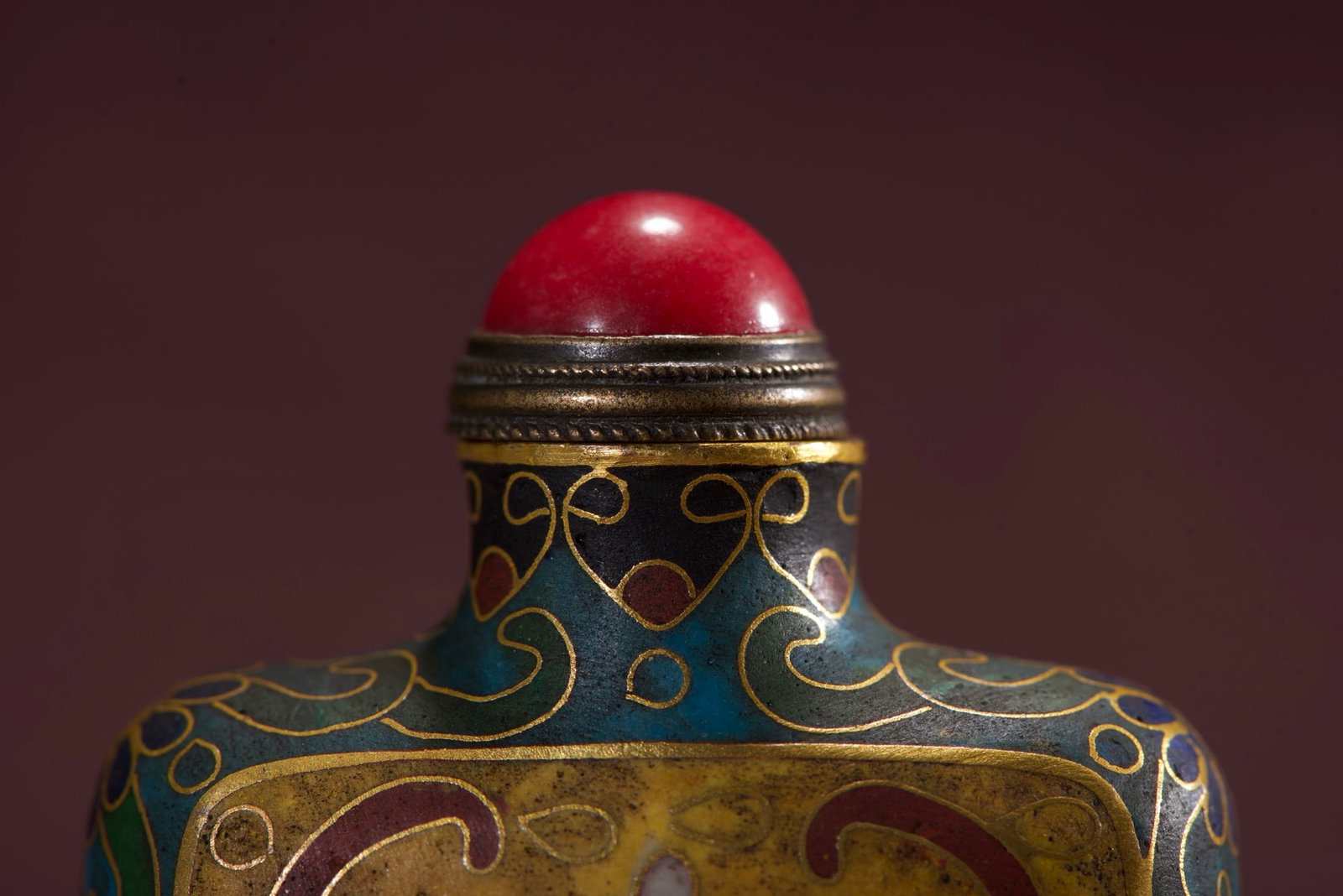 An Exquisite Cloisonne Bats Pattern Flower Pattern Snuff Bottle - 2