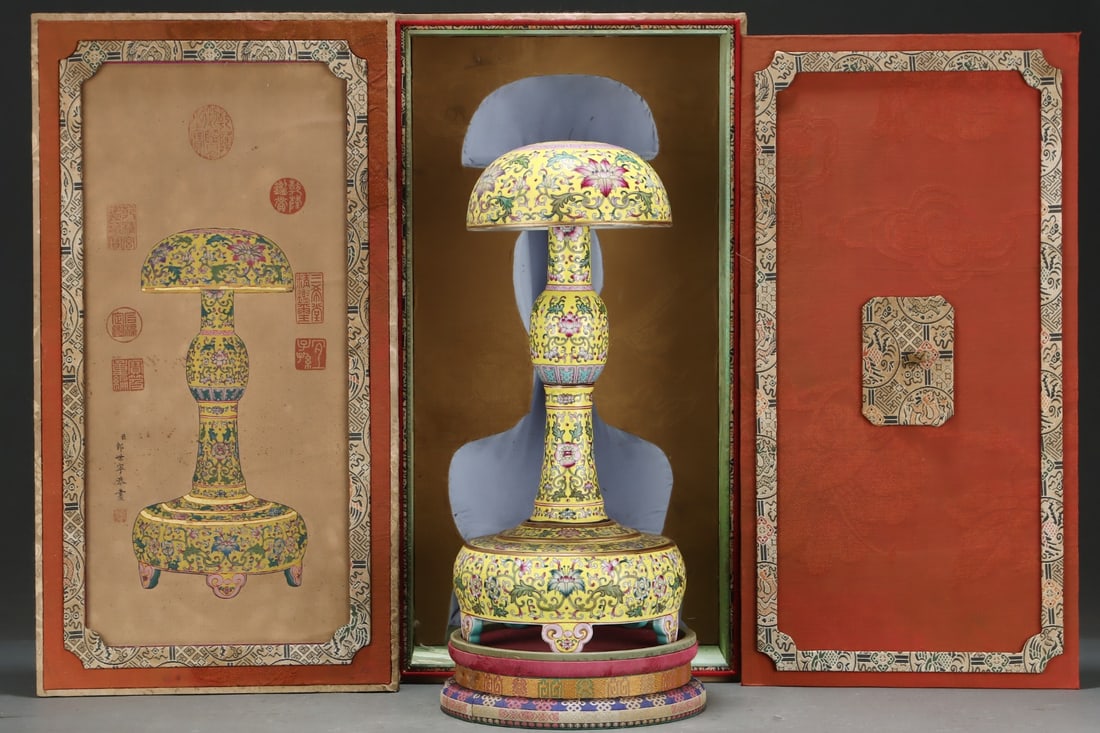 An Exquisite Famille-Rose Yellow Ground Lotus Pattern Hatstand: An Exquisite Famille-Rose Yellow Ground Lotus Pattern HatstandQing Dynasty, China, Qianlong Four-character MarkSize:15inx7in,粉彩黄地缠枝莲纹帽