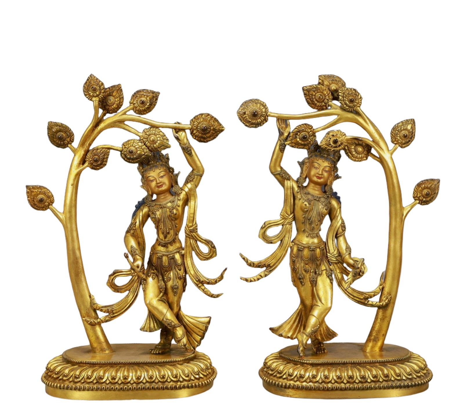 A Pair of Solemn Gilt Bronze Statue of Bodhisattva: A Pair of Solemn Gilt Bronze Statue of Bodhisattva,Ming Dynasty, China,Yongle Six-character Mark,Size:9.4inx6.7inx16.5in,Total