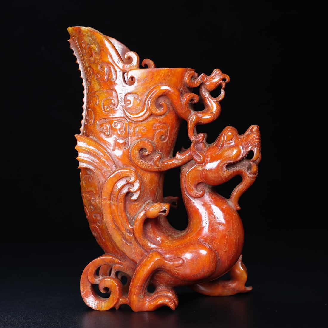 An Exquisite White Jade Dragon and Phoenix Pattern Cup: An Exquisite White Jade Dragon and Phoenix Pattern Cup,Han Dynasty,China,Size:9.8inx6.3inx3.3in,Weight:2494g,白玉龙凤纹杯,中国汉代