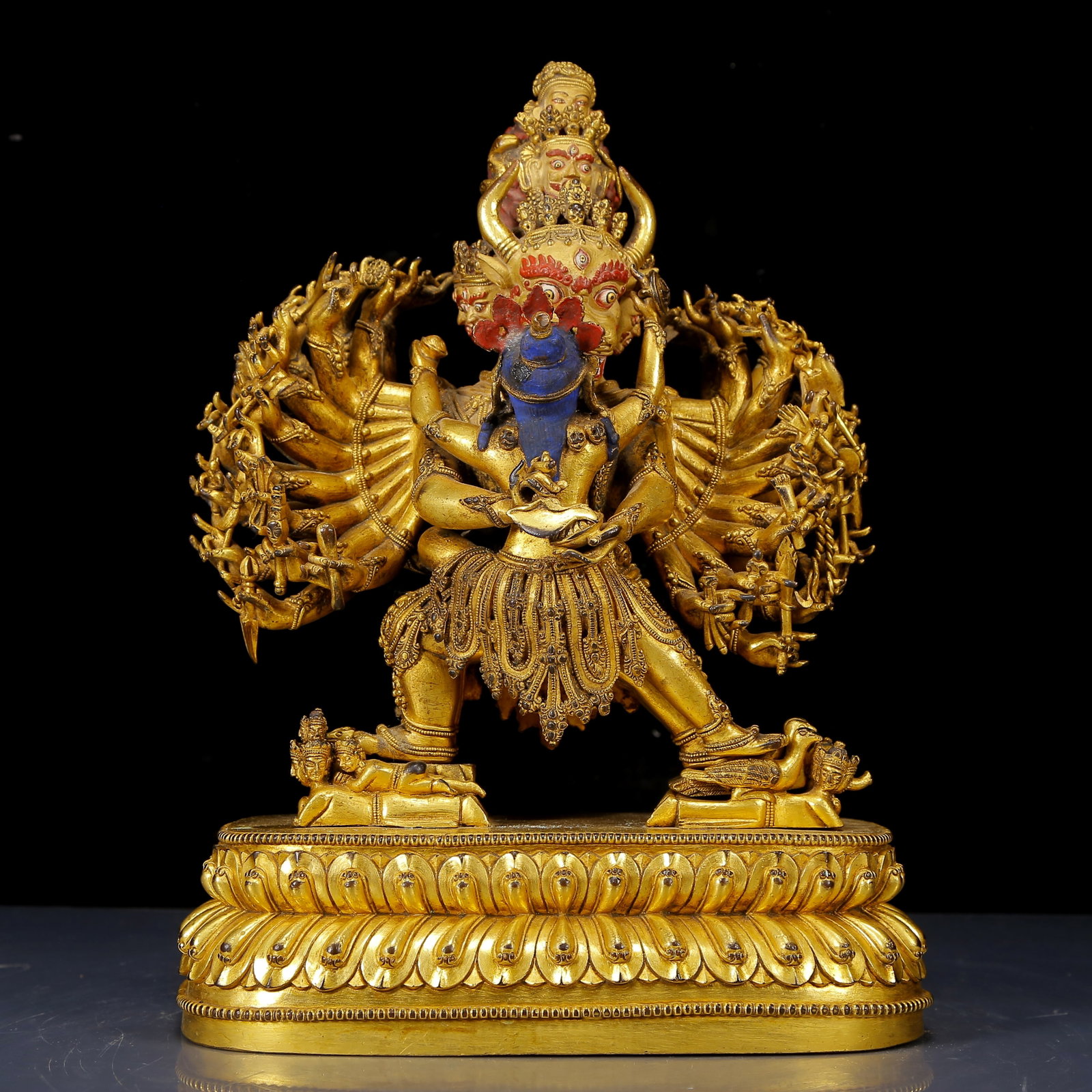 A Solemn Gilt Bronze Statue of Yamantaka: A Solemn Gilt Bronze Statue of Yamantaka,Ming Dynasty,China,Yongle Six-character Mark,Size:9.4inx5.9inx12.6in,Weight:7495g,铜鎏金大威德金刚像,