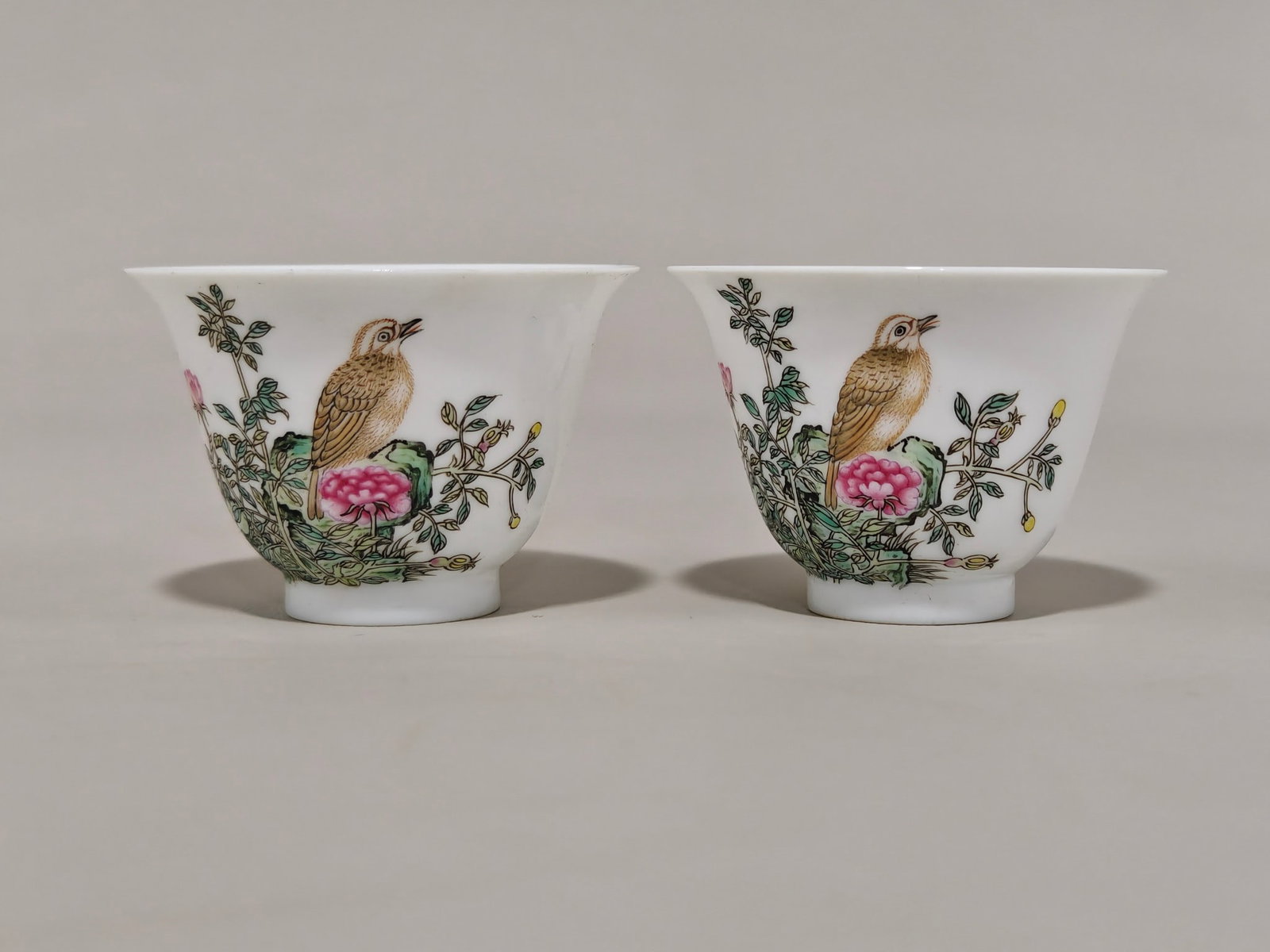 A Pair of Enamel with poem Flower and Bird Pattern Cup